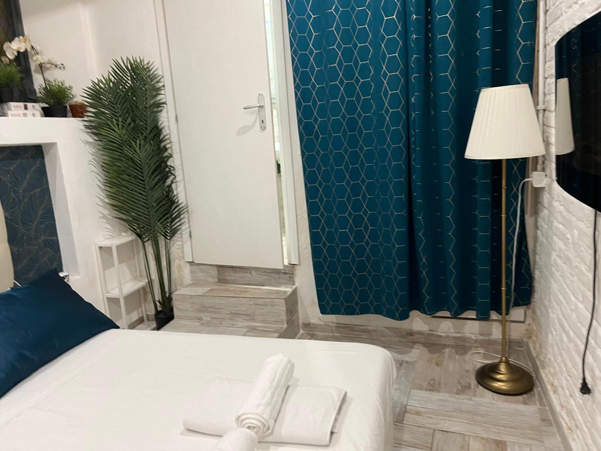 Characteristic & Modern In Trastevere Roma
